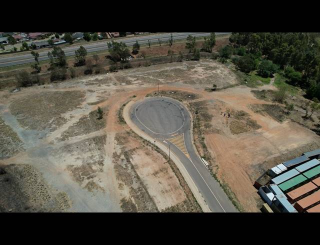 29,999M² VACANT LAND FOR SALE IN CITY DEEP